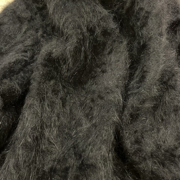 90’s Japanese Vintage 100% Wool Fuzzy Furry Soft Cardigan Black Buttons S/M - Picture 10 of 10